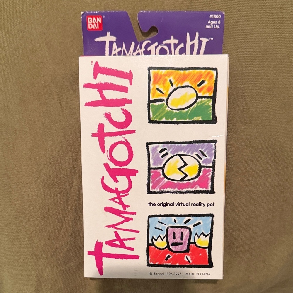 Bandai Original Tamagotchi Virtual Pet circa 1996-1997
